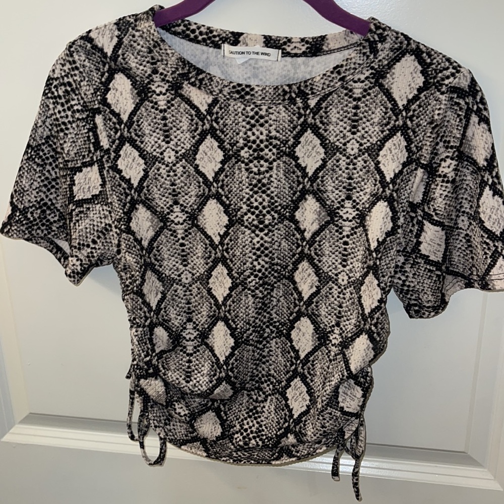 Fitted top